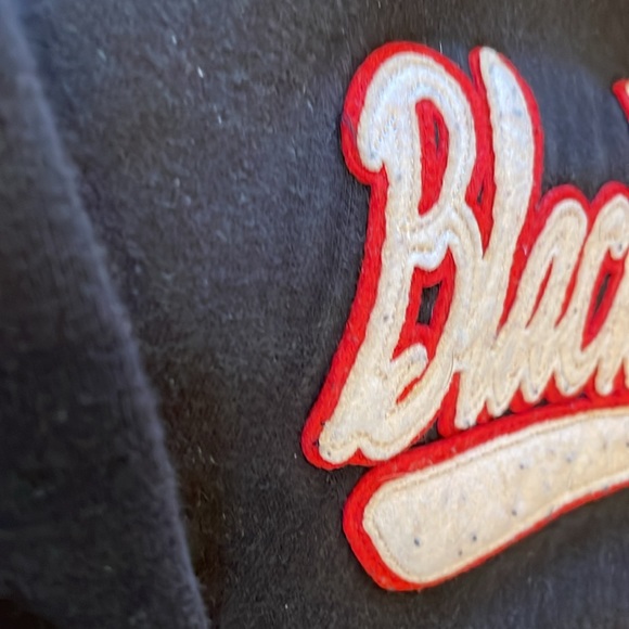 Blackhawks hoodie - Picture 2 of 7